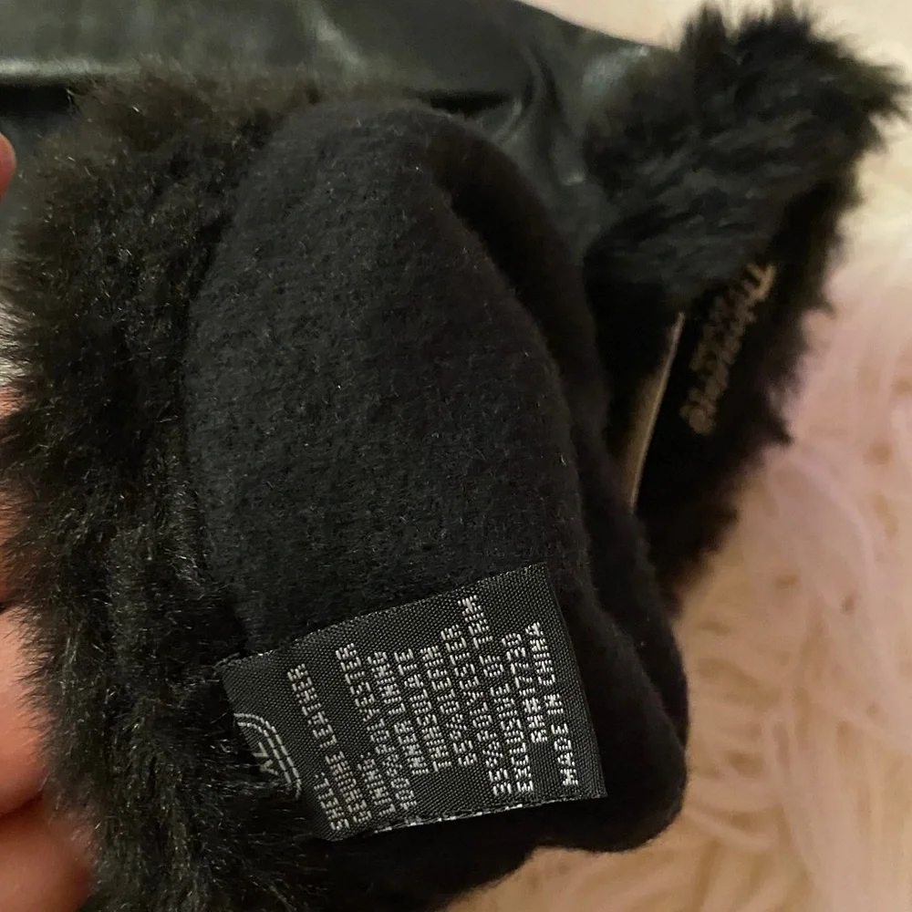 NEW Thinsulate insulation Elegant Black Leather Gloves with Fur Trim